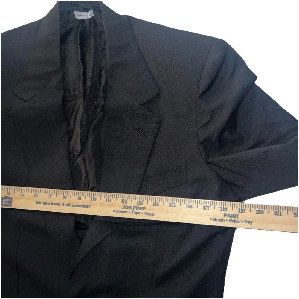 Brioni Augusto Wool Silk 2 Button Blazer size 00R James Bond 007 Black Navy Stri